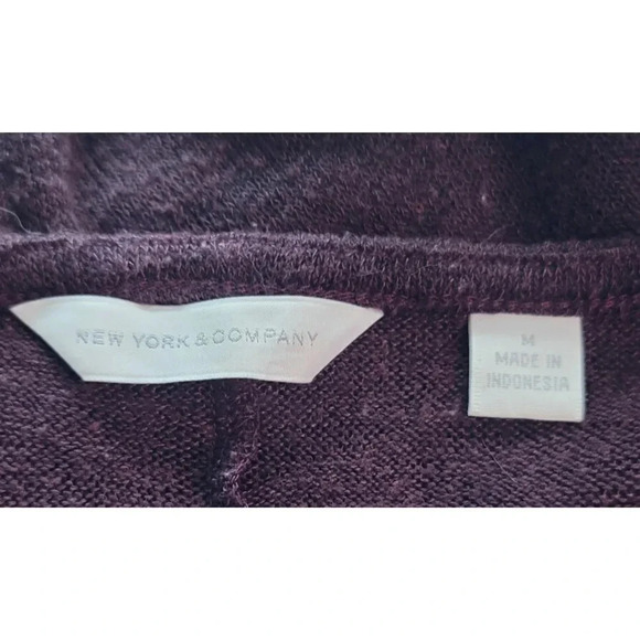 New York And Company Deep Purple Black Lace Sweater Size Medium - Picture 5 of 7